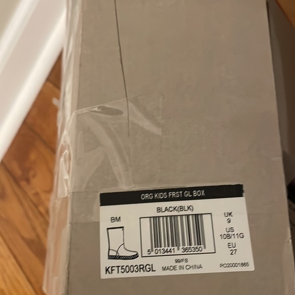 Hunter Rain Boots - Picture 4 of 8